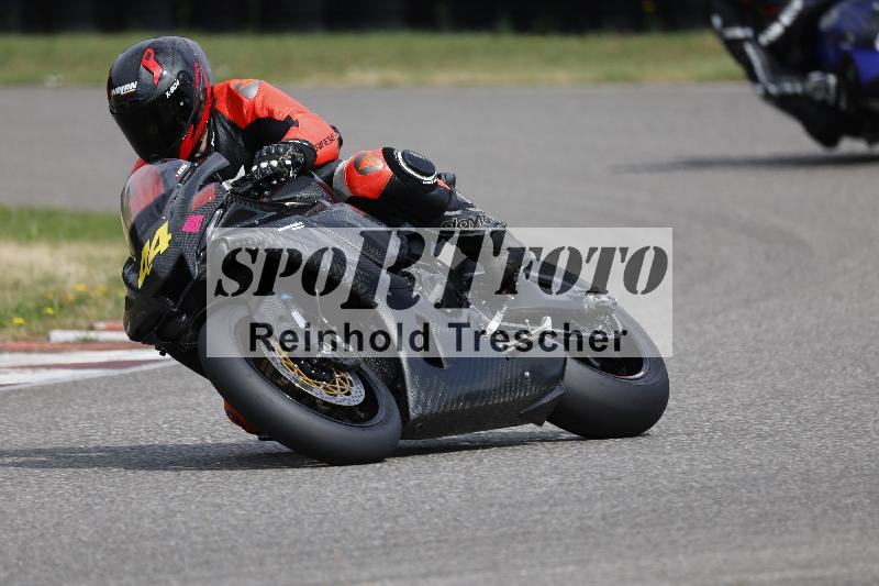 /19 06.06.2026  TZ Motorsport ADR/Gruppe rot/44